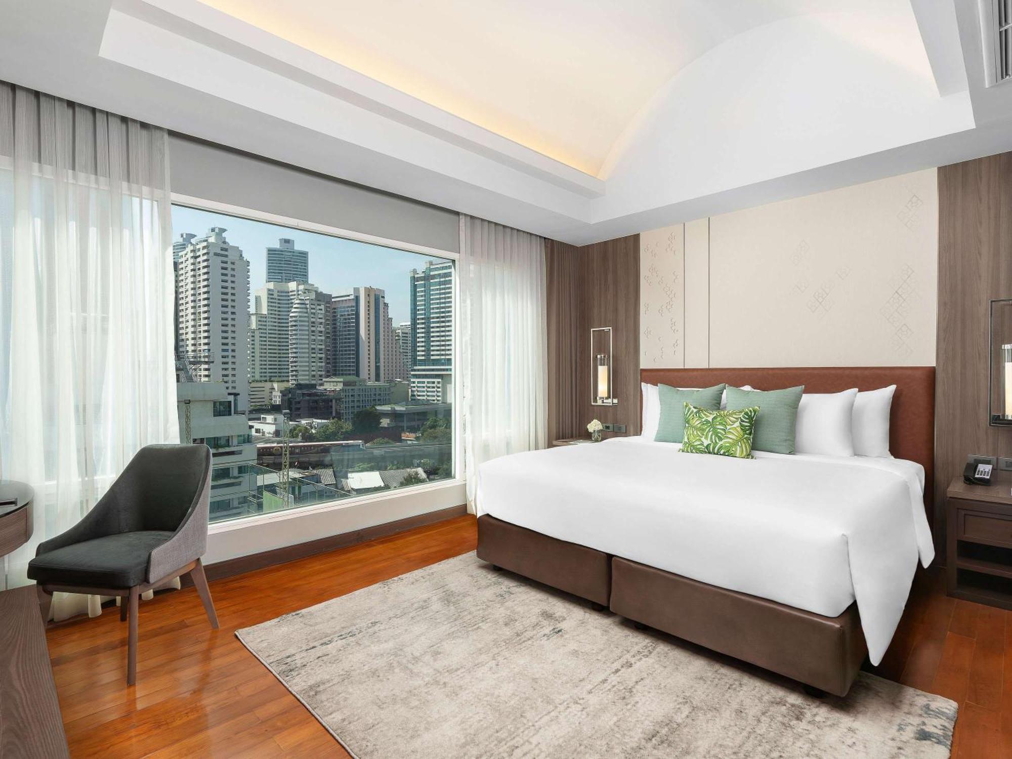 Novotel Living Sukhumvit Legacy מלון בנגקוק