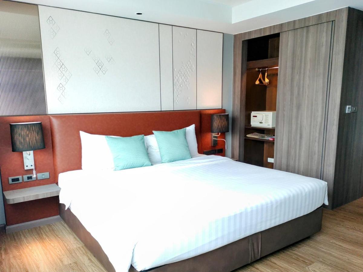 Novotel Living Sukhumvit Legacy 曼谷